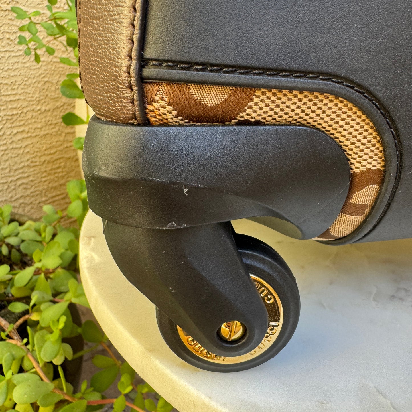Gucci Jumbo GG Savoy Cabin Trolley Suitcase