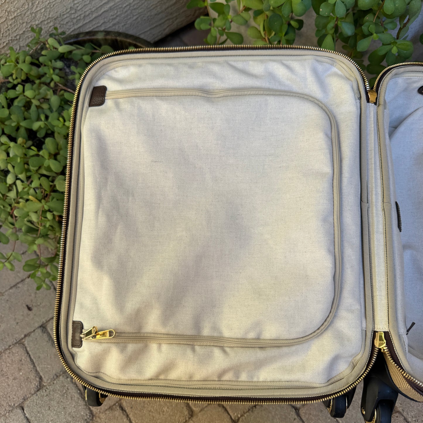 Gucci Jumbo GG Savoy Cabin Trolley Suitcase