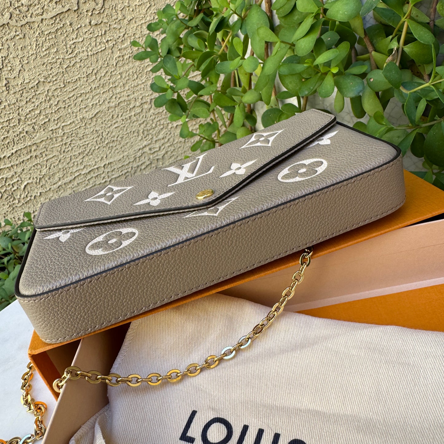 Louis Vuitton Bicolor Monogram Empreinte Pochette Félicie