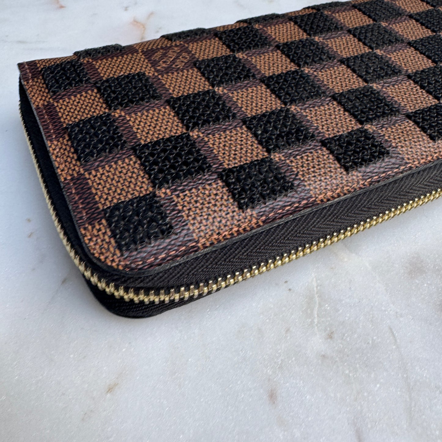 Louis Vuitton Damier Ebene Paillettes Zippy Wallet