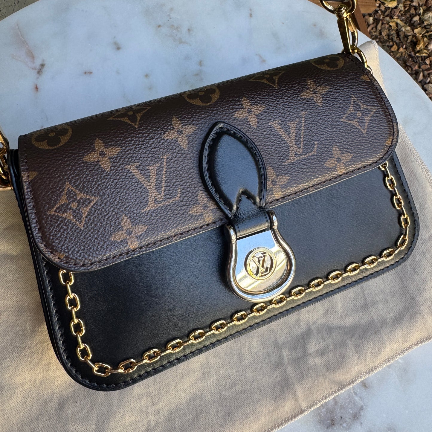 Louis Vuitton Monogram Neo Saint Cloud Shoulder Bag