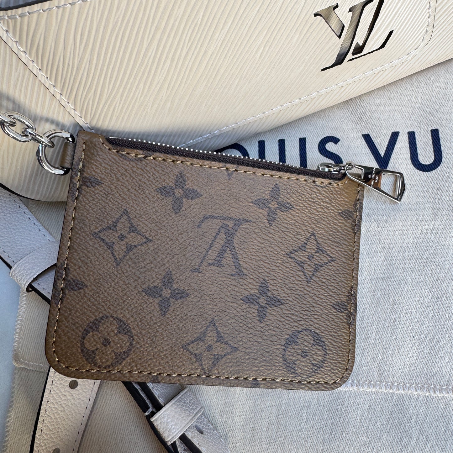 Louis Vuitton Quartz Epi Leather Marelle Crossbody