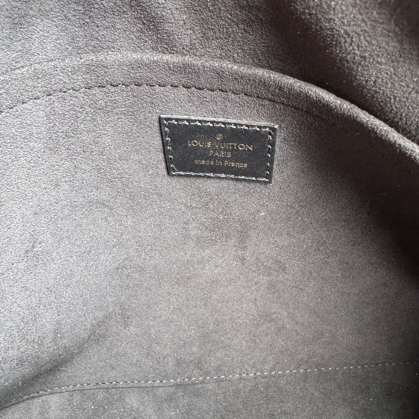 Louis Vuitton Babylone MM Empreinte Leather Tote