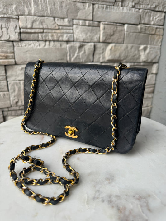 Chanel Vintage Lambskin Single Flap Matalese Full Flap Shoulder Bag