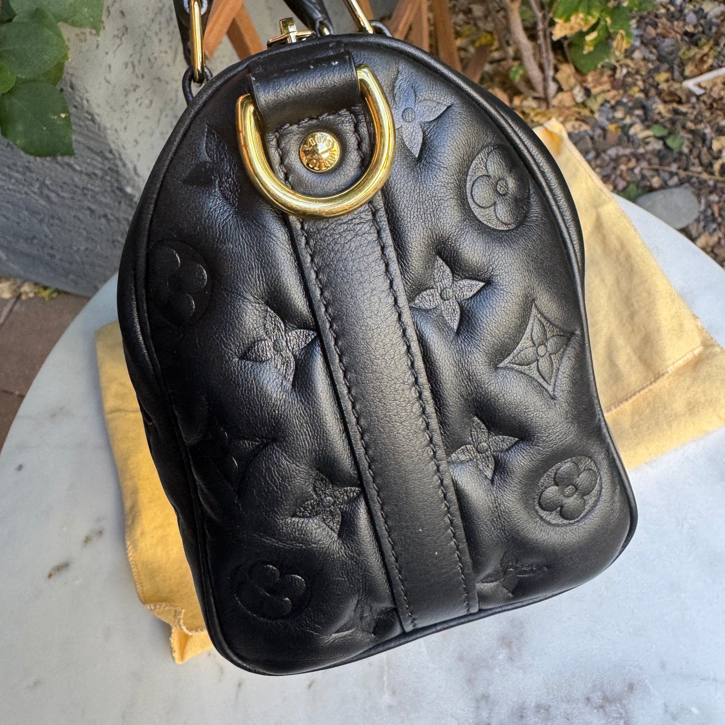 Louis Vuitton Monogram Bubblegram Empreinte Speedy 22 Bandouliere