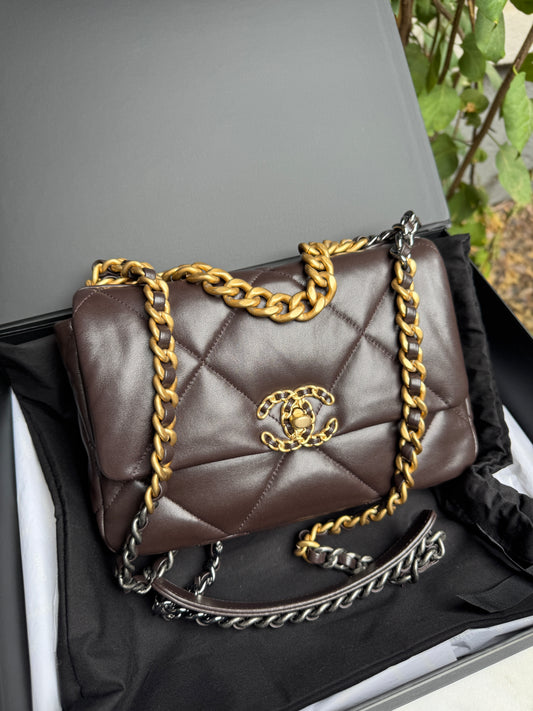 Chanel Medium 19 Shiny Lambskin Quilted Flap Crossbody