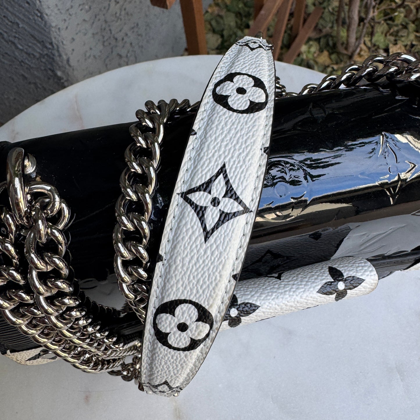 Louis Vuitton Wynwood Monogram Vernis Crossbody