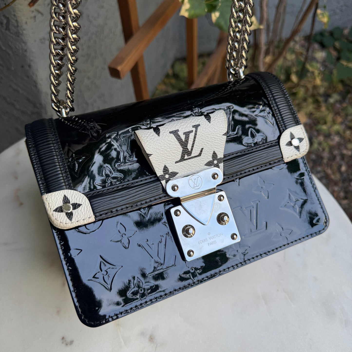 Louis Vuitton Wynwood Monogram Vernis Crossbody