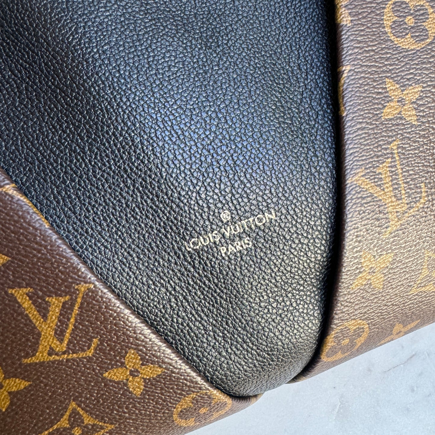 Louis Vuitton V Tote MM Shoulder Bag