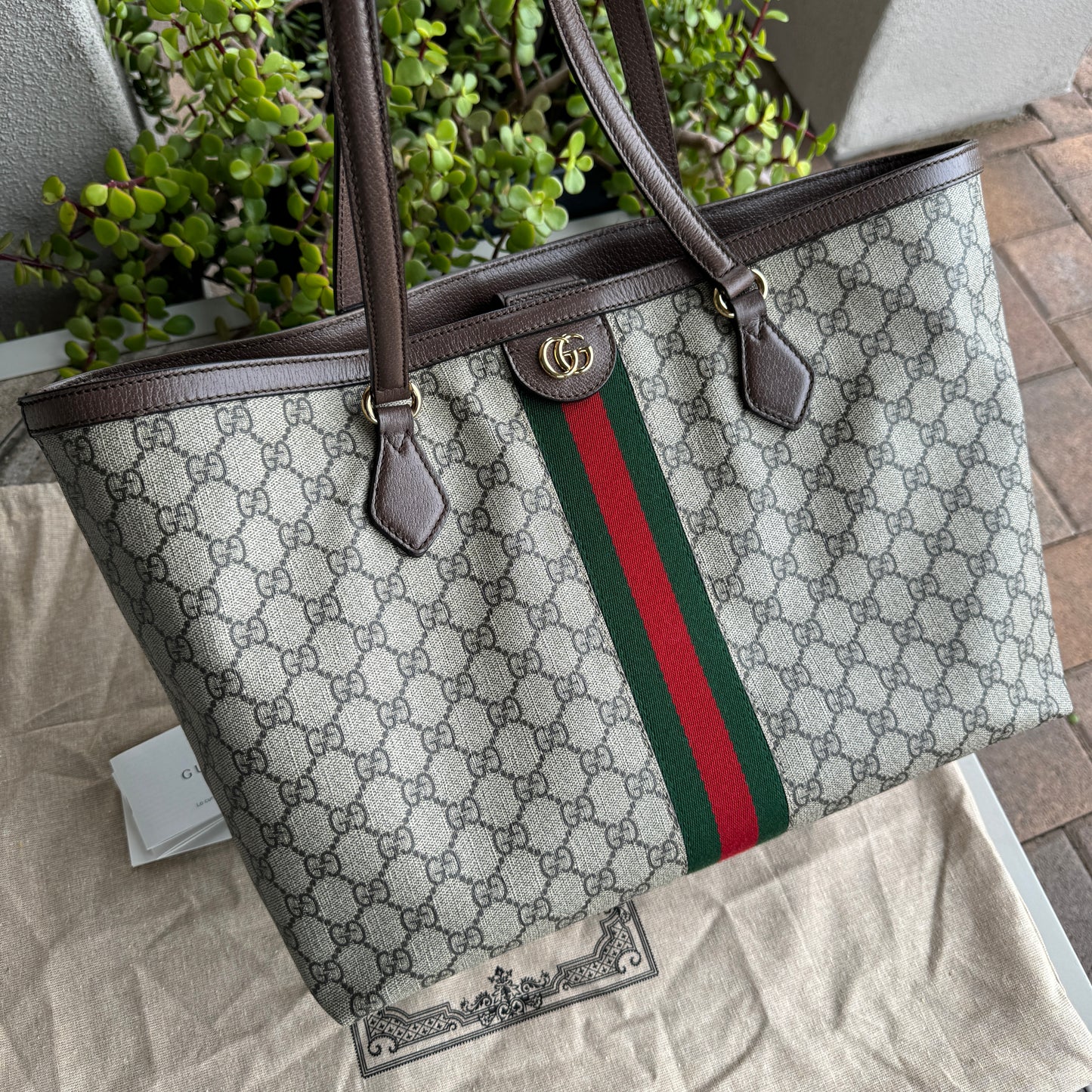 Gucci GG Supreme Monogram Medium Ophidia Shopping Tote