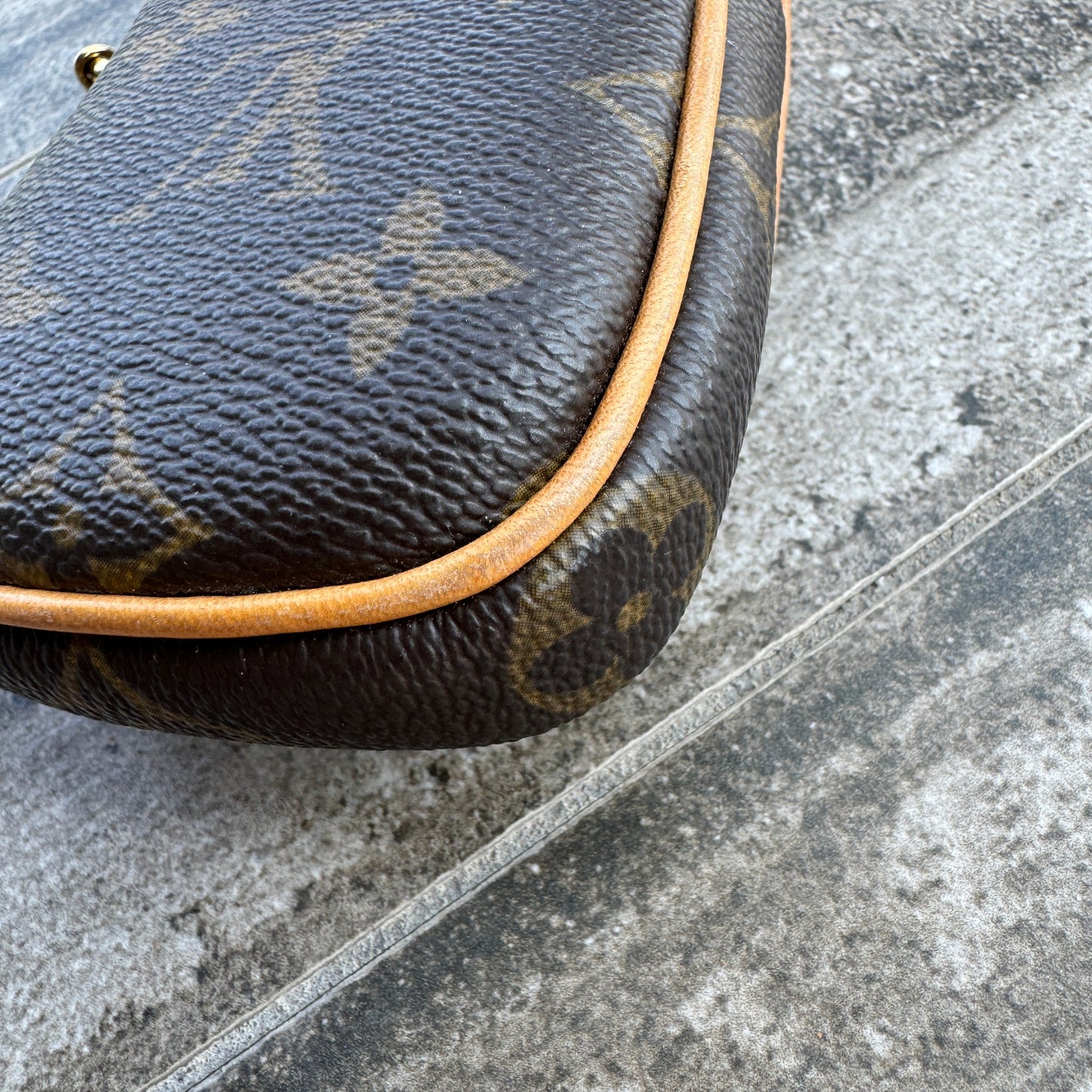 Louis Vuitton Monogram Vintage Tulum Pochette