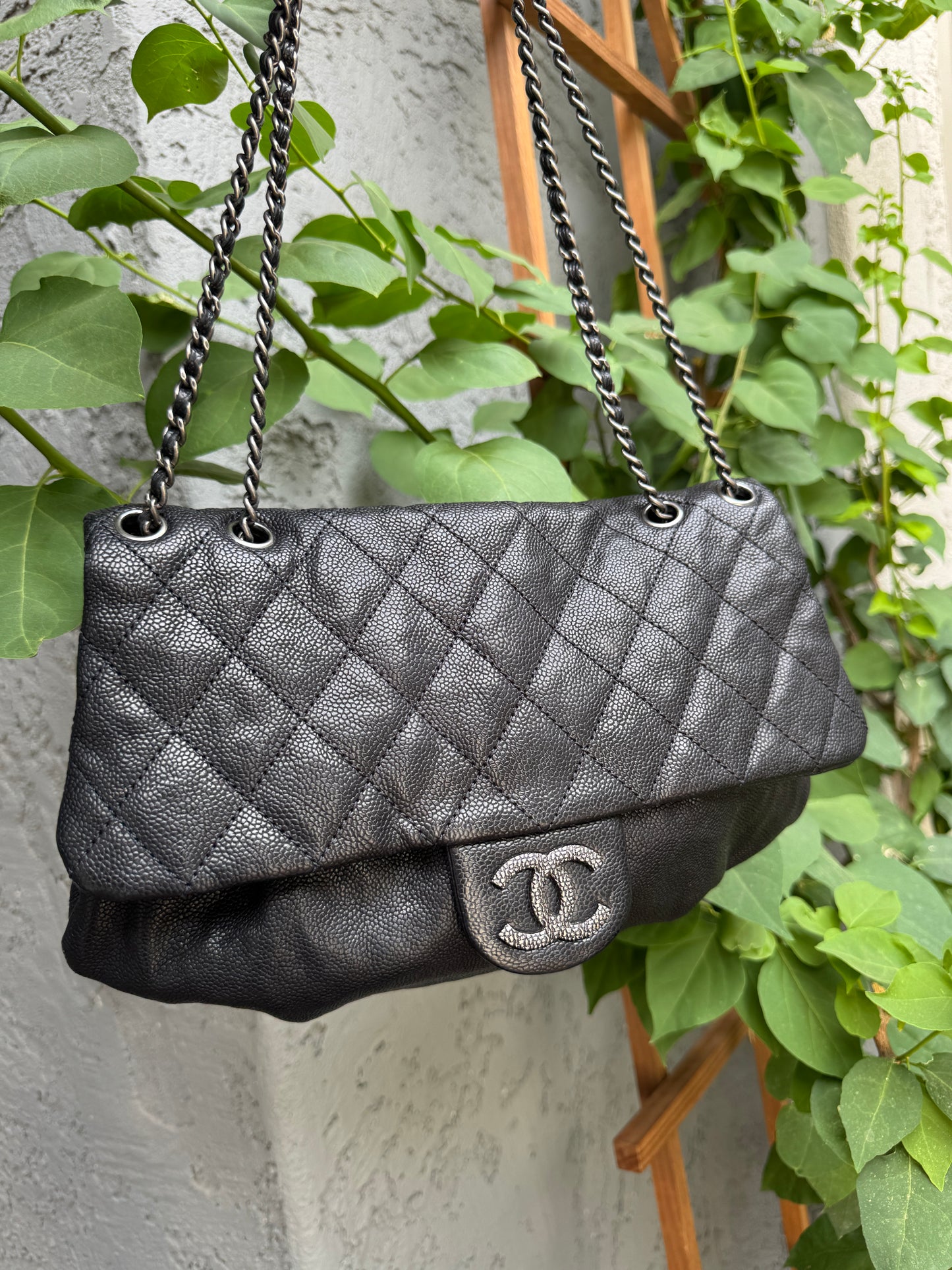 Chanel Shiny Caviar Quilted Elastic Flap Shoulder Bag