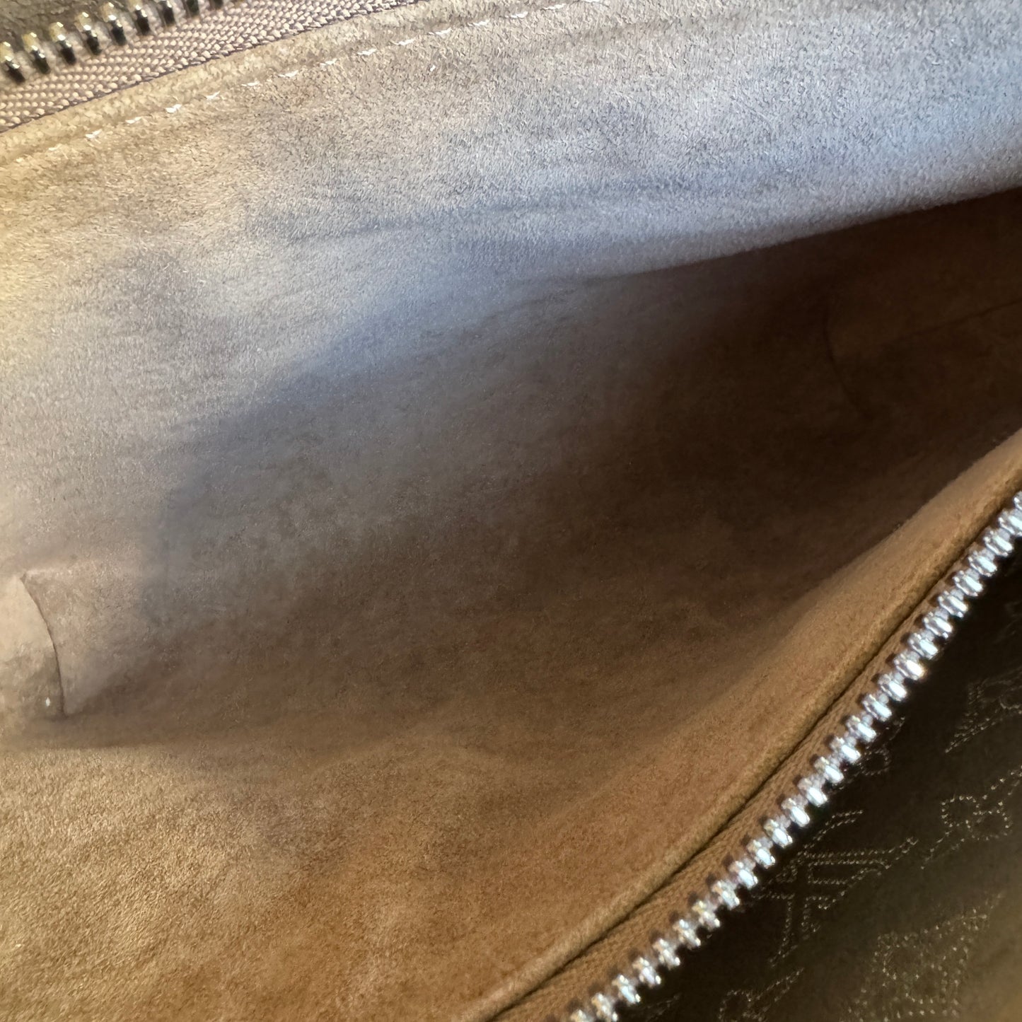 Louis Vuitton Mahina Leather Flore Bucket Shoulder Bag