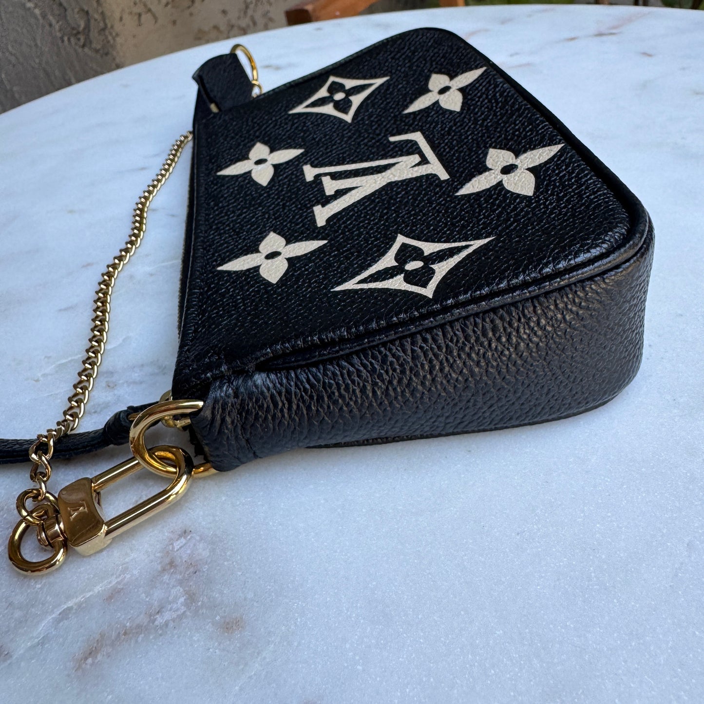 Louis Vuitton Monogram Empreinte Giant Bicolor Mini Pochette Accessoires