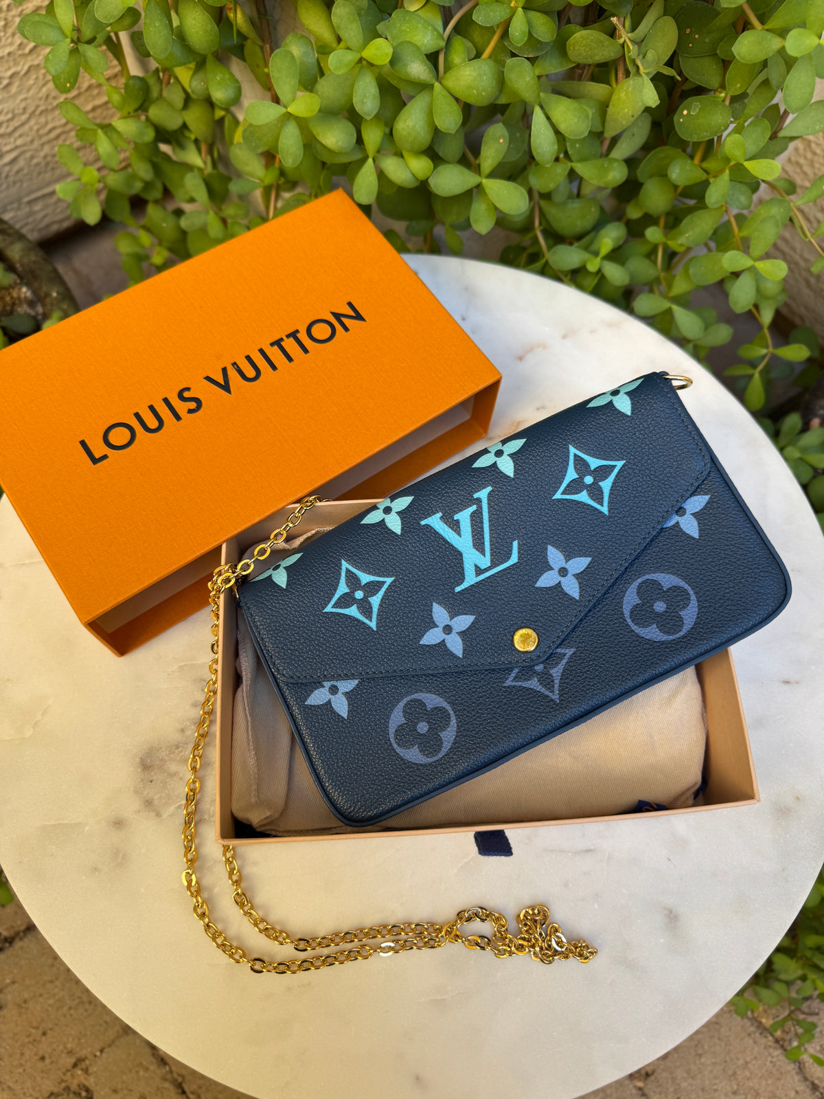 Louis Vuitton Bicolor Gradient Monogram Empreinte Pochette Felicie