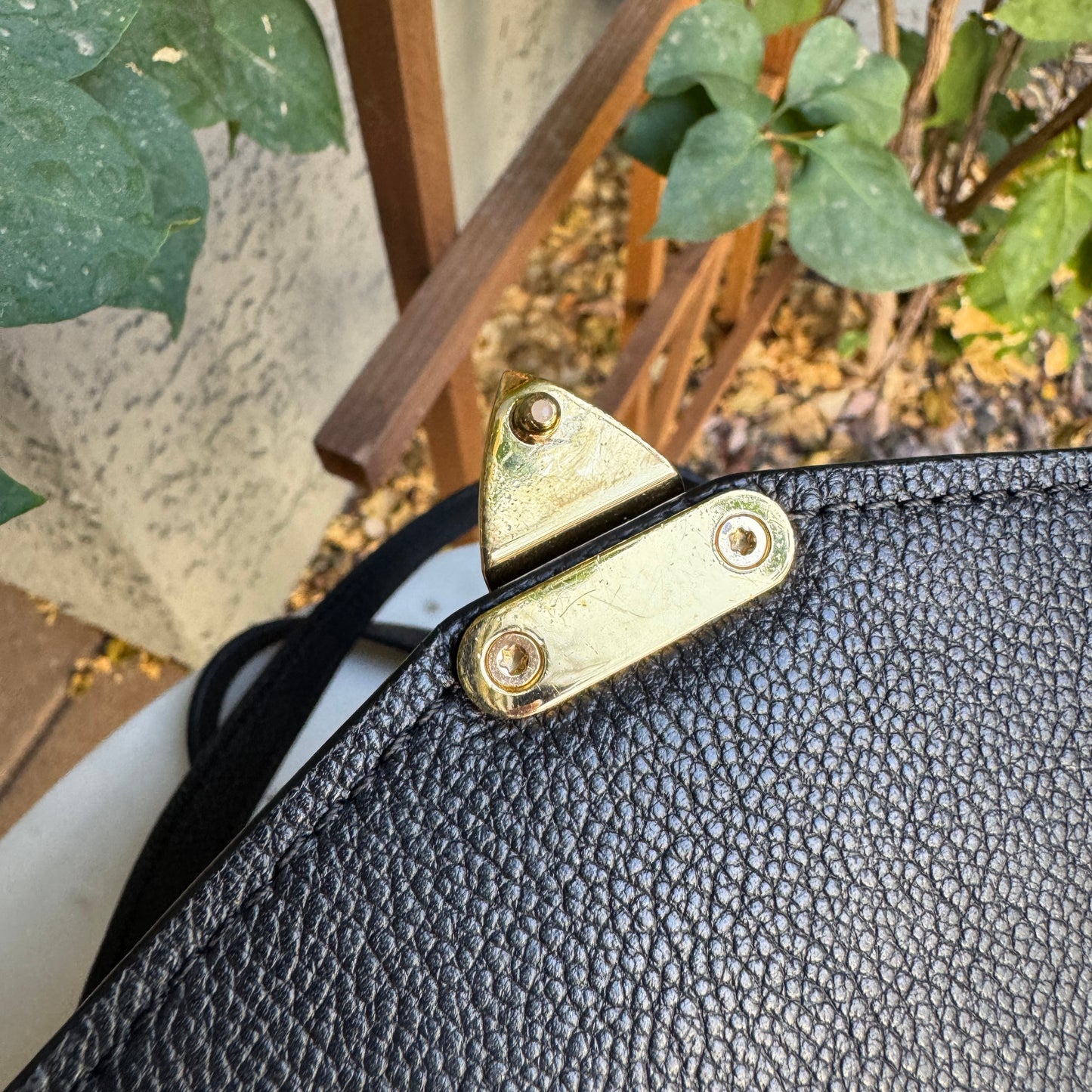 Louis Vuitton Empreinte Leather Metis Crossbody