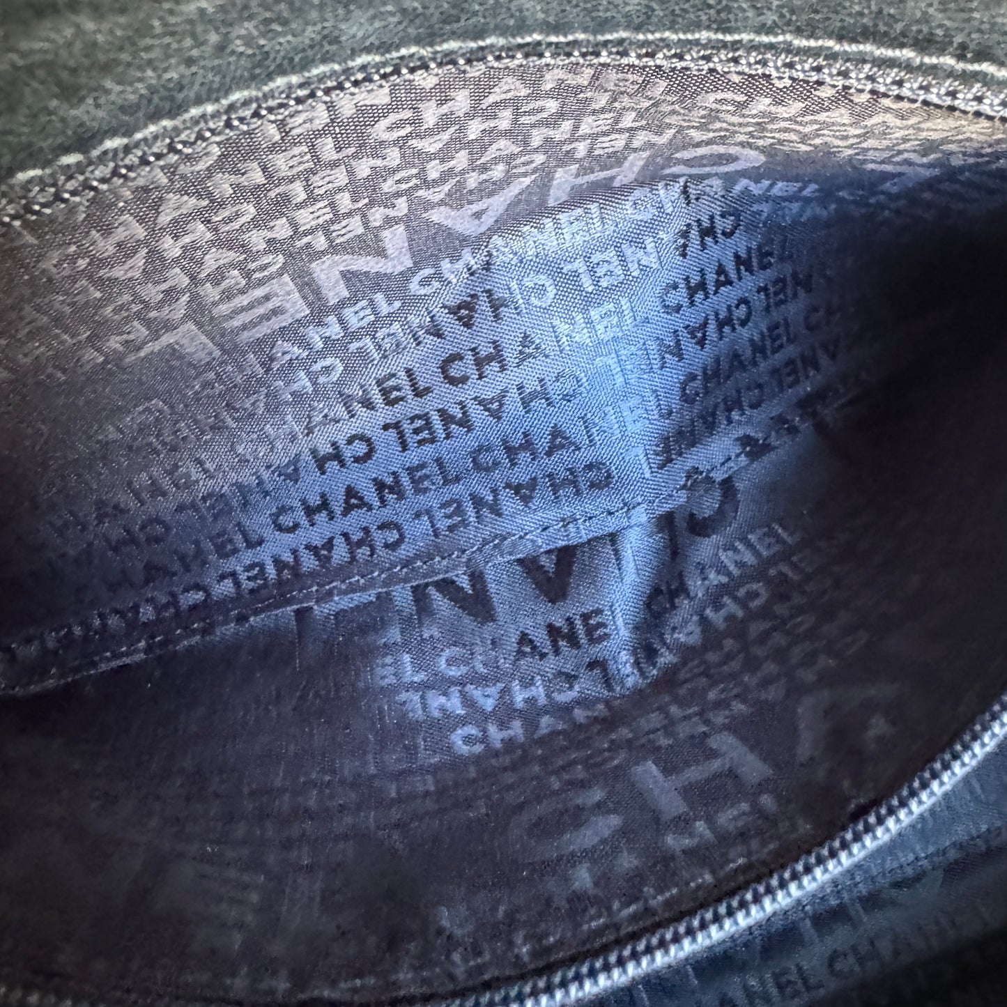 Chanel Tweed CC East West Shoulder Bag