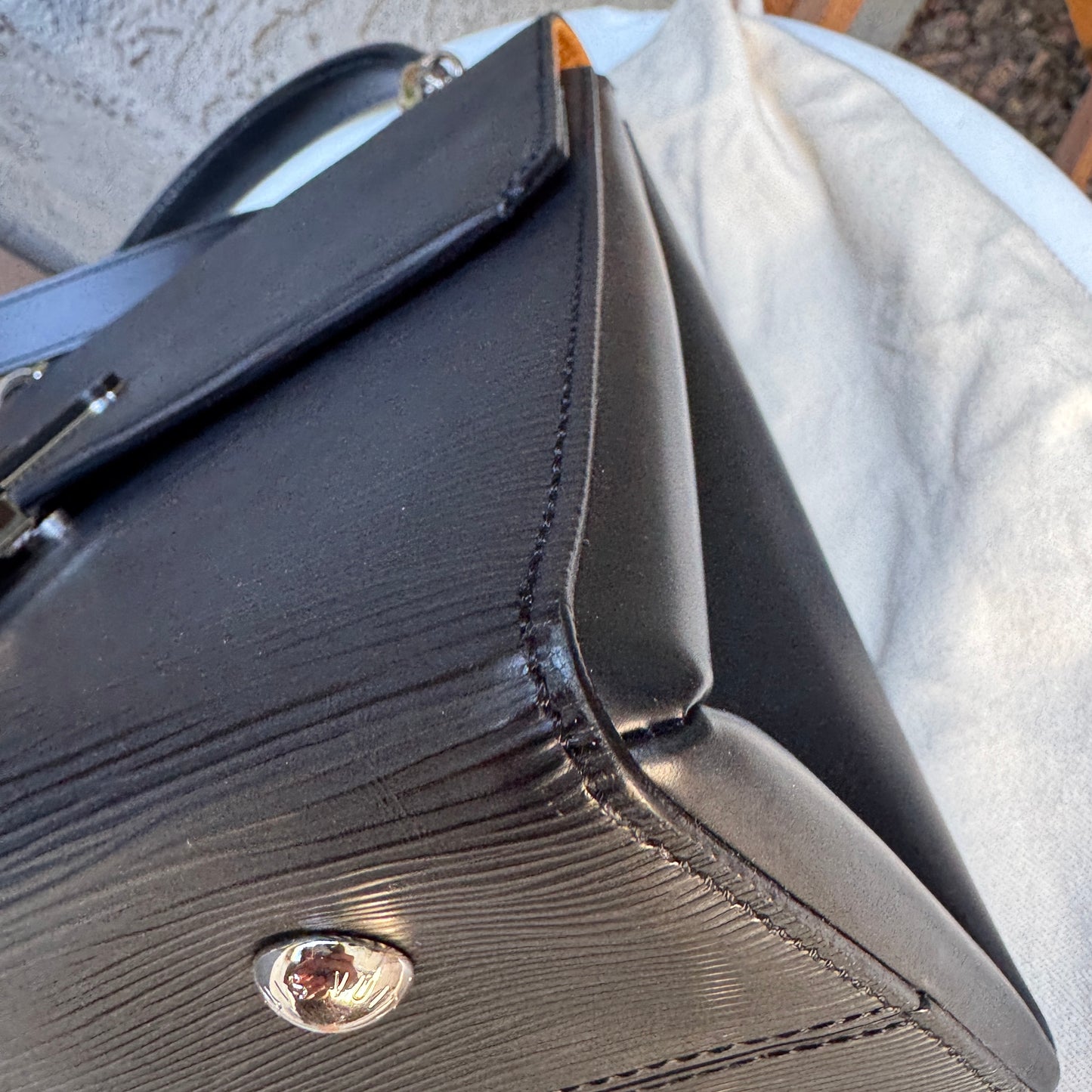Louis Vuitton Epi Leather Grenelle MM Shoulder Bag