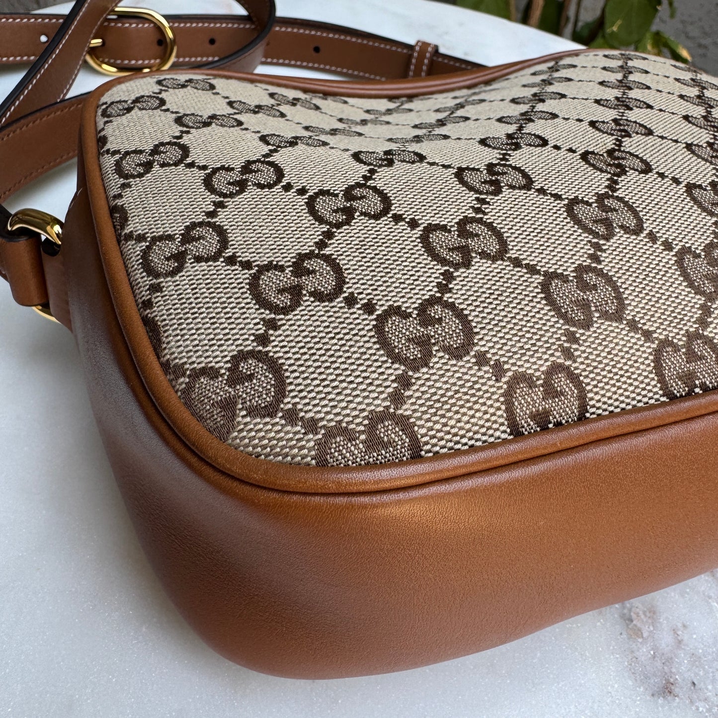 Gucci Blondie Monogram GG Canvas Camera Bag