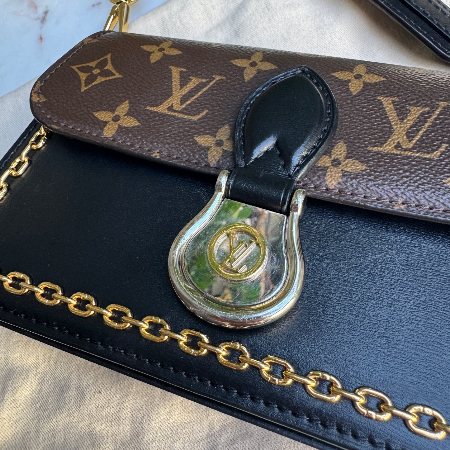 Louis Vuitton Monogram Neo Saint Cloud Shoulder Bag