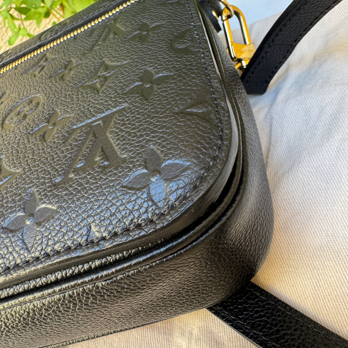 Louis Vuitton Empreinte Leather Métis Crossbody