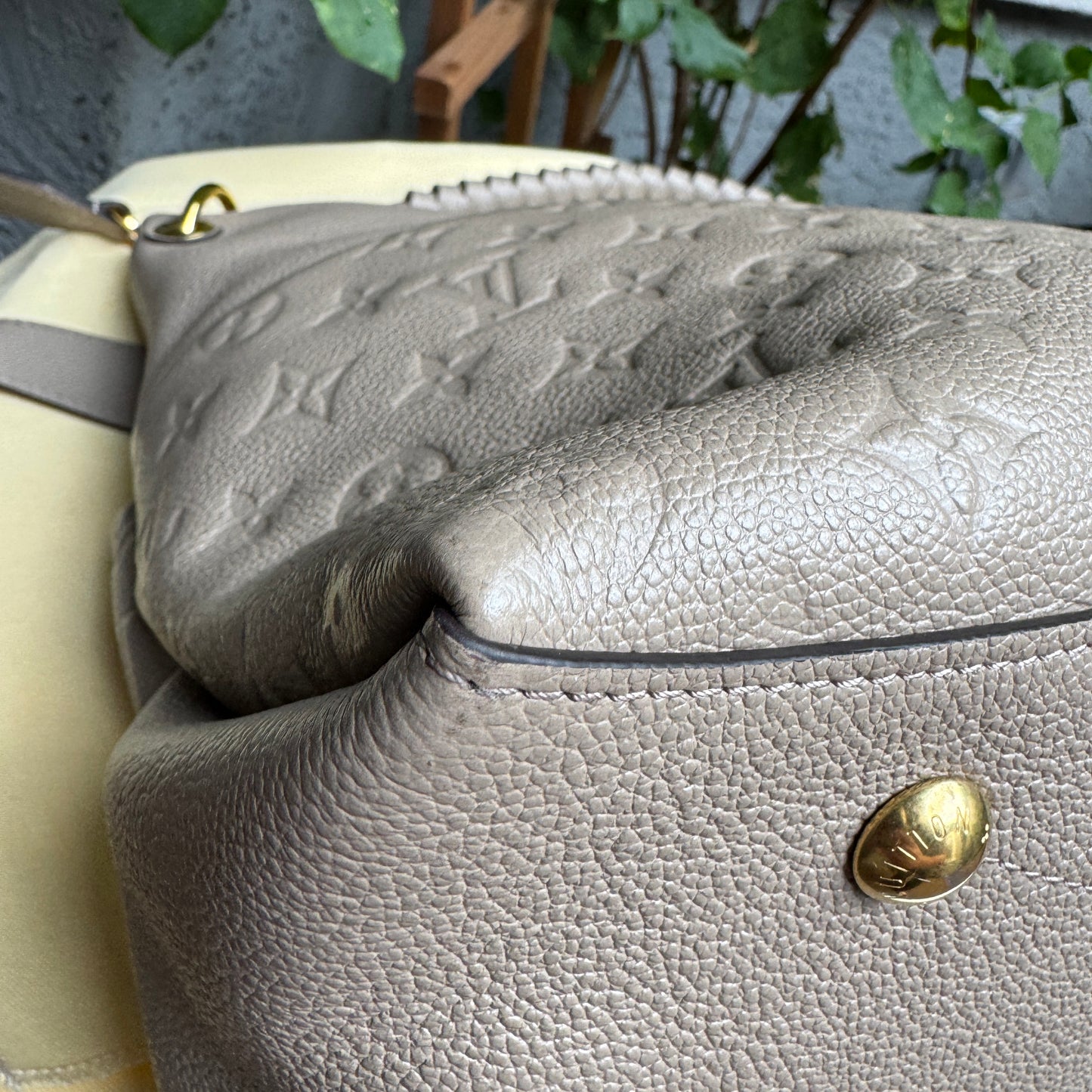 Louis Vuitton Empreinte Leather Maida Hobo
