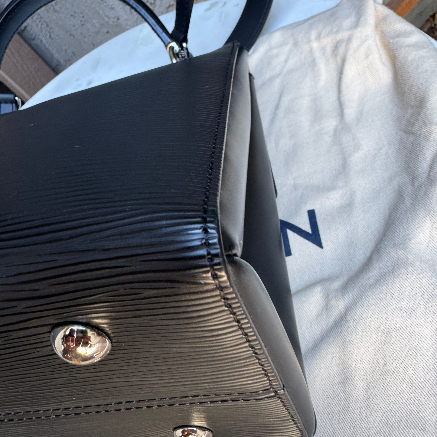 Louis Vuitton Epi Leather Grenelle MM Shoulder Bag