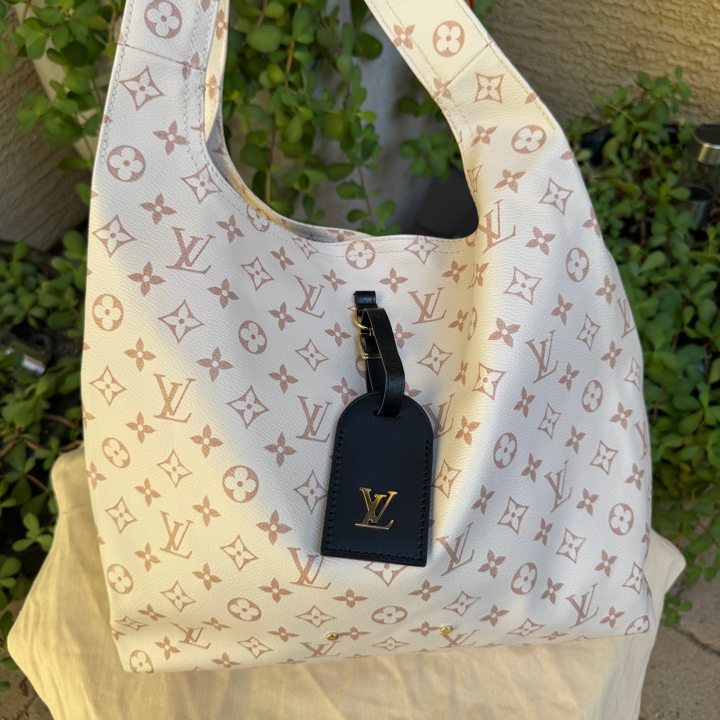 Louis Vuitton Monogram Dune Atlantis GM