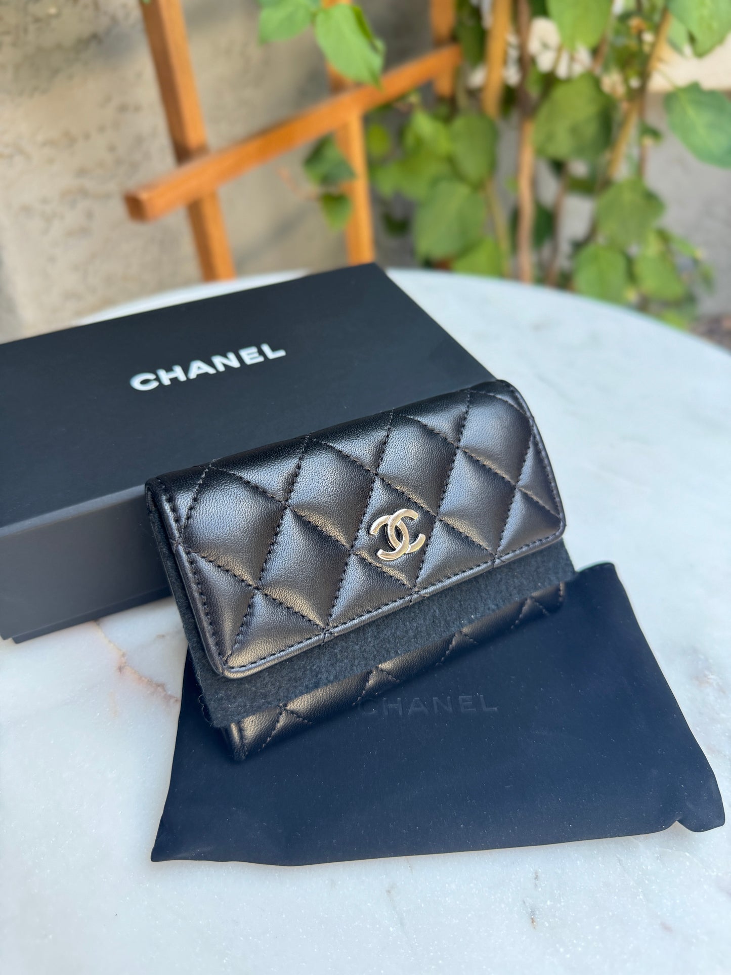 Chanel Classic Lambskin Quilted Card Holder Wallet