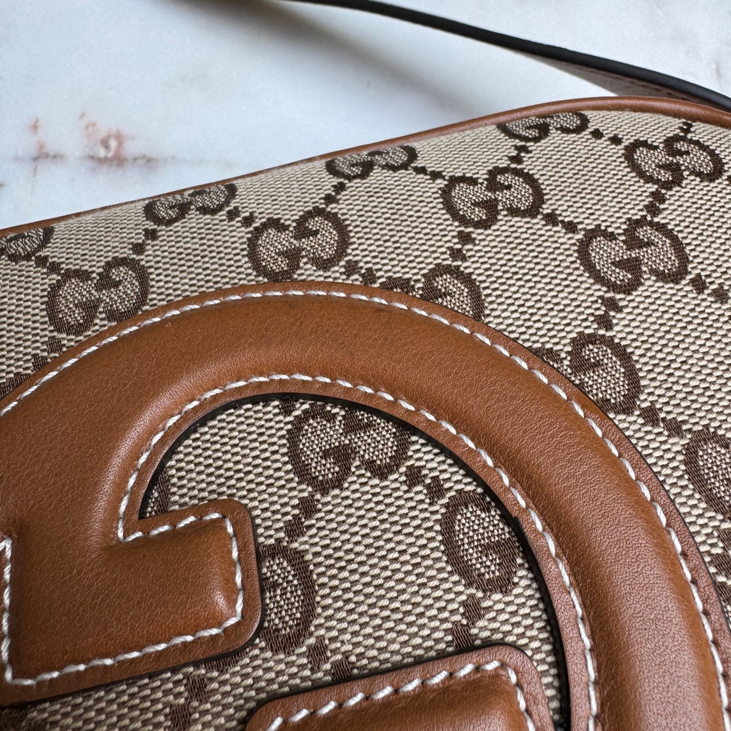 Gucci Blondie Monogram GG Canvas Camera Bag
