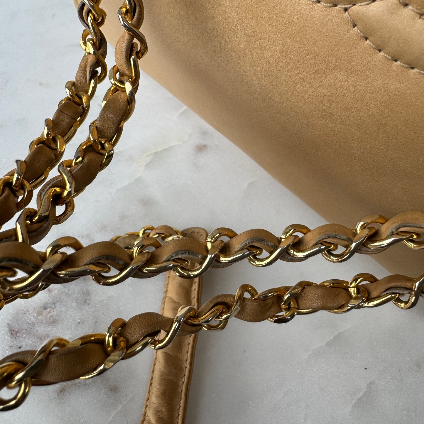 Chanel Vintage CC Chain Leather Shoulder Bag