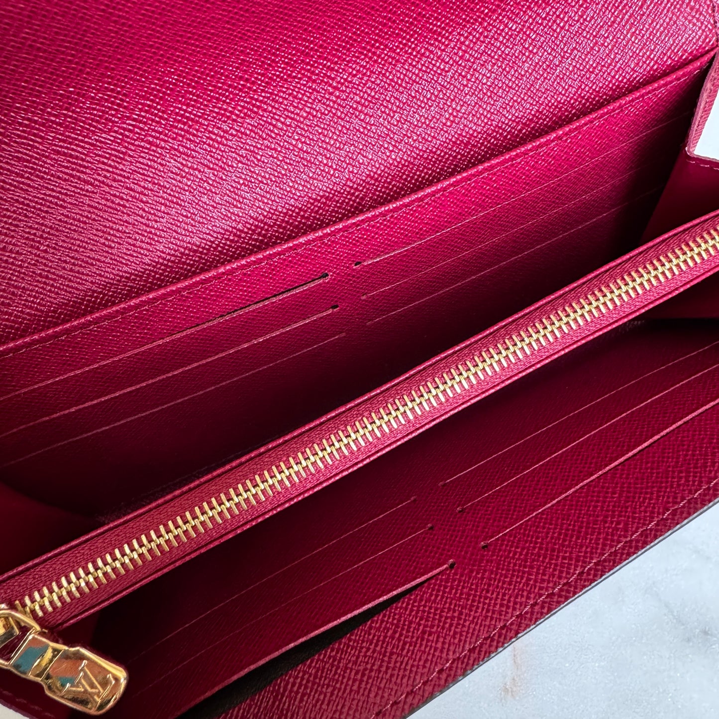 Louis Vuitton Monogram Sarah Wallet