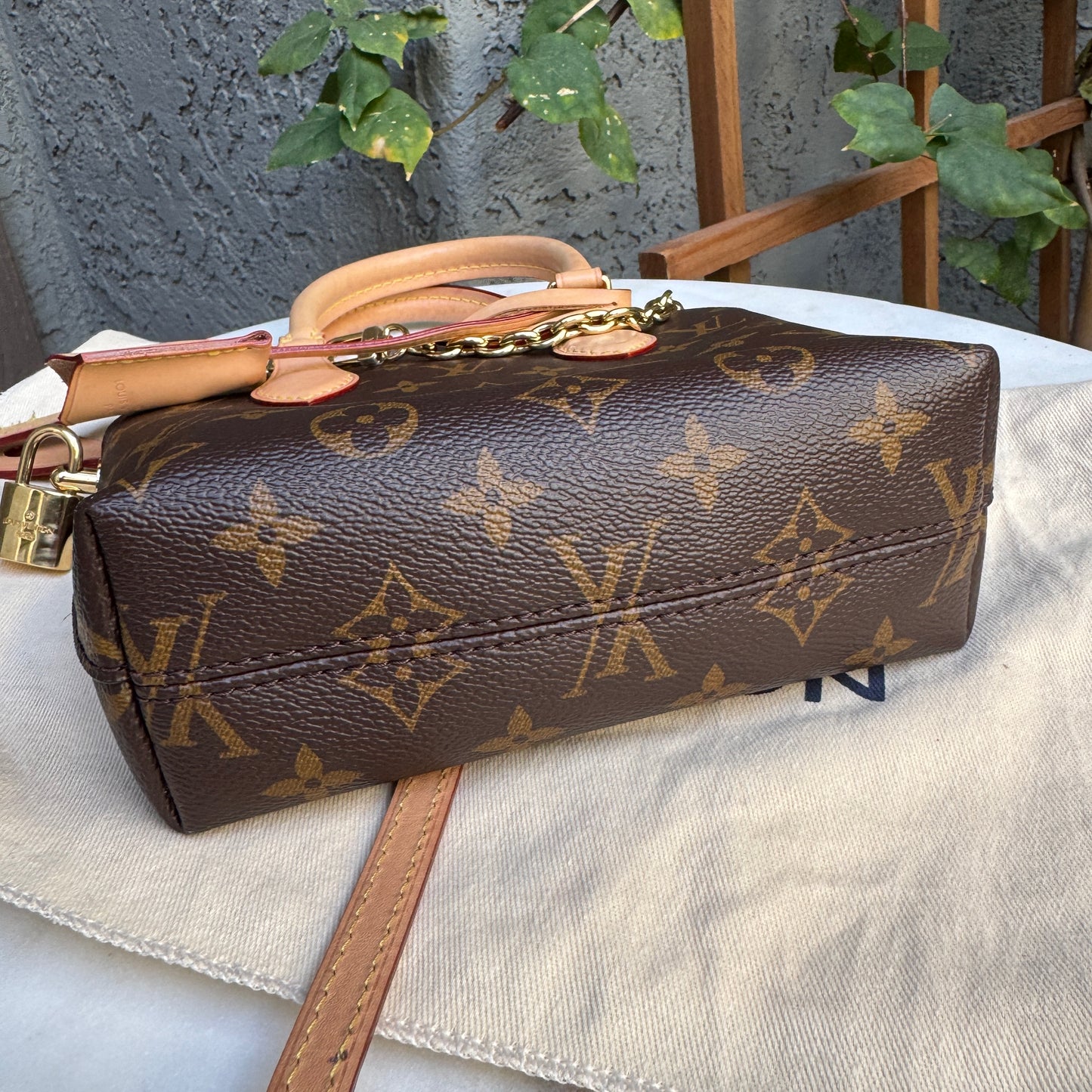 Louis Vuitton Monogram Lockit BB Crossbody