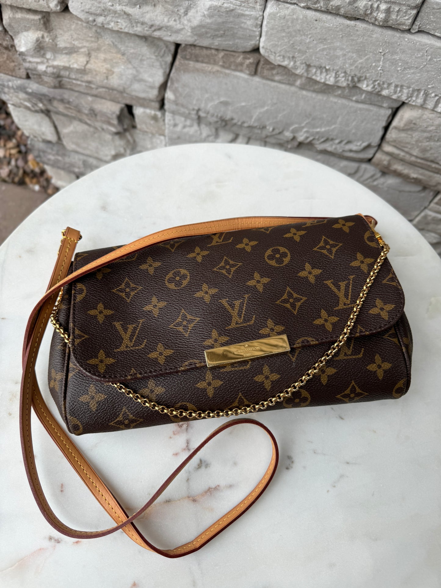 Louis Vuitton Monogram Favorite MM Crossbody