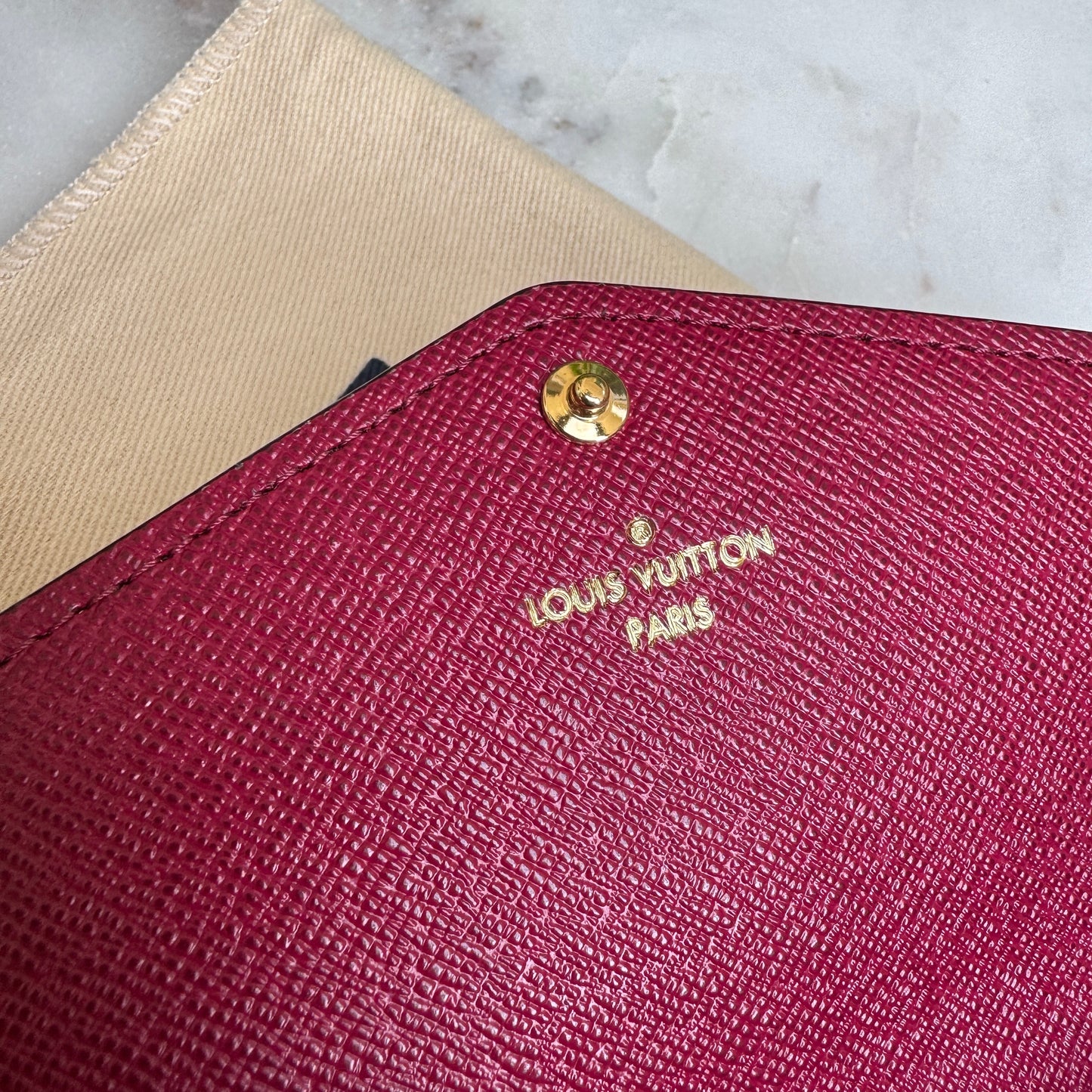 Louis Vuitton Monogram Sarah Wallet