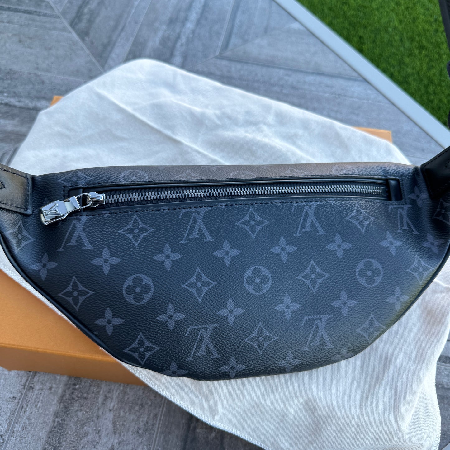 Louis Vuitton Discovery Bumbag PM