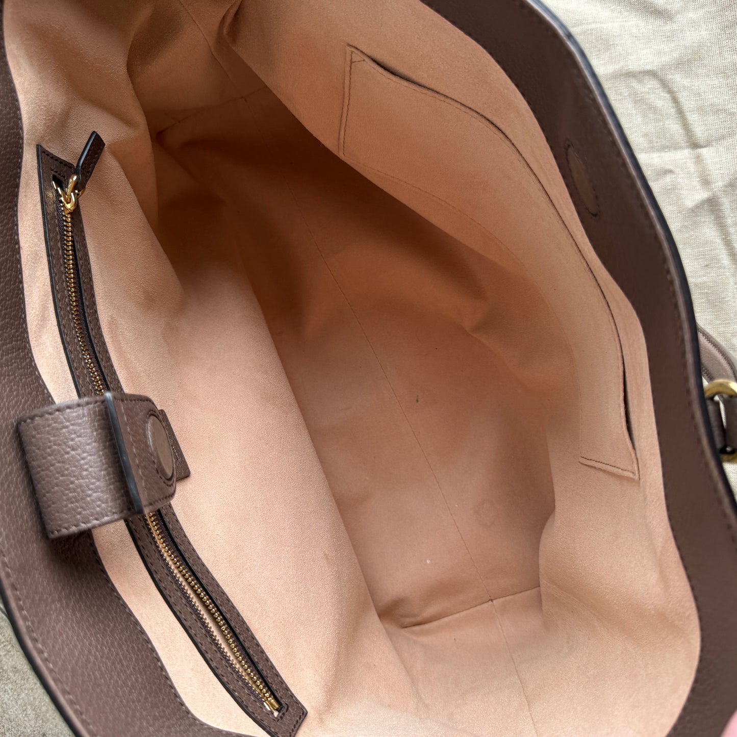 Gucci GG Supreme Monogram Medium Ophidia Shopping Tote