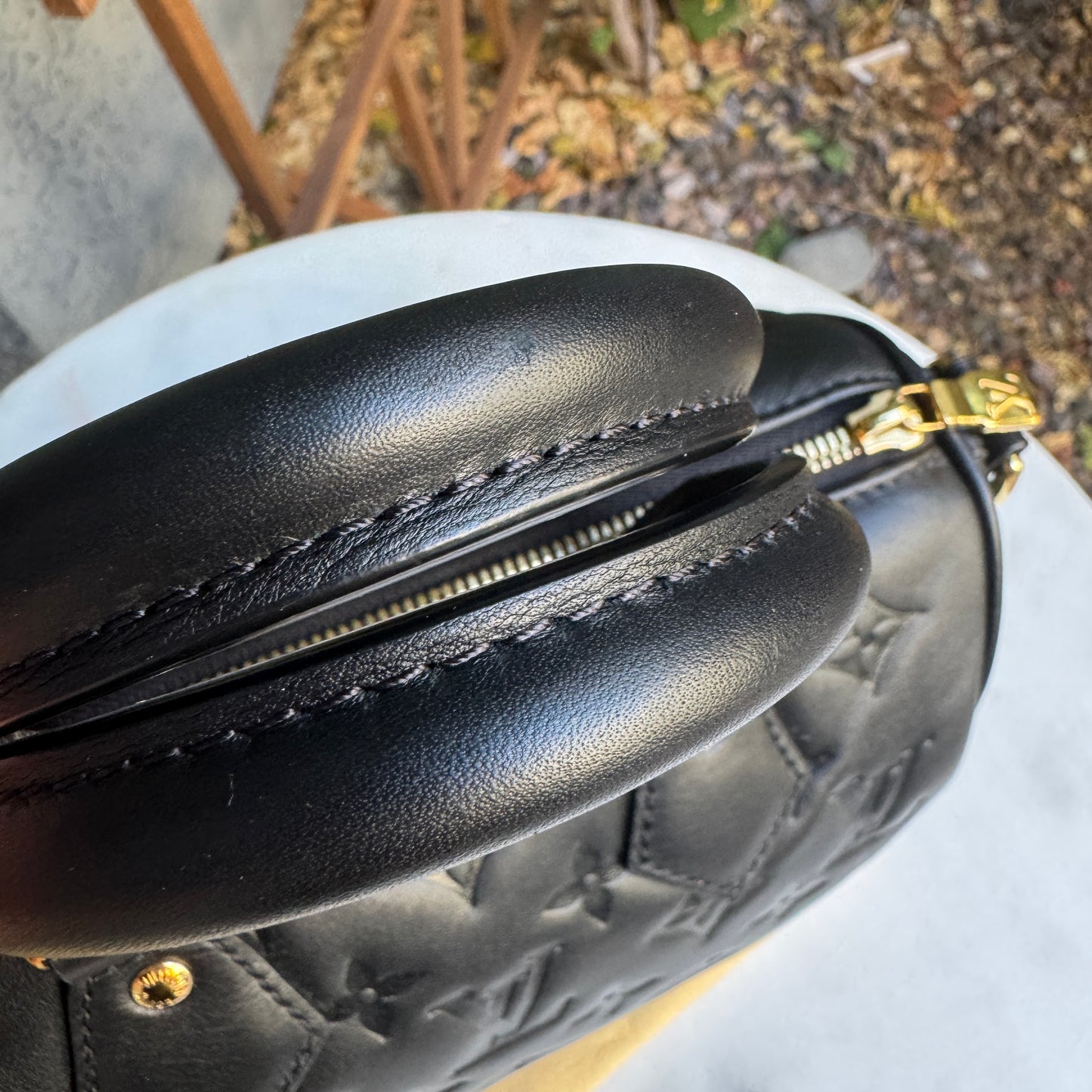 Louis Vuitton Monogram Bubblegram Empreinte Speedy 22 Bandouliere