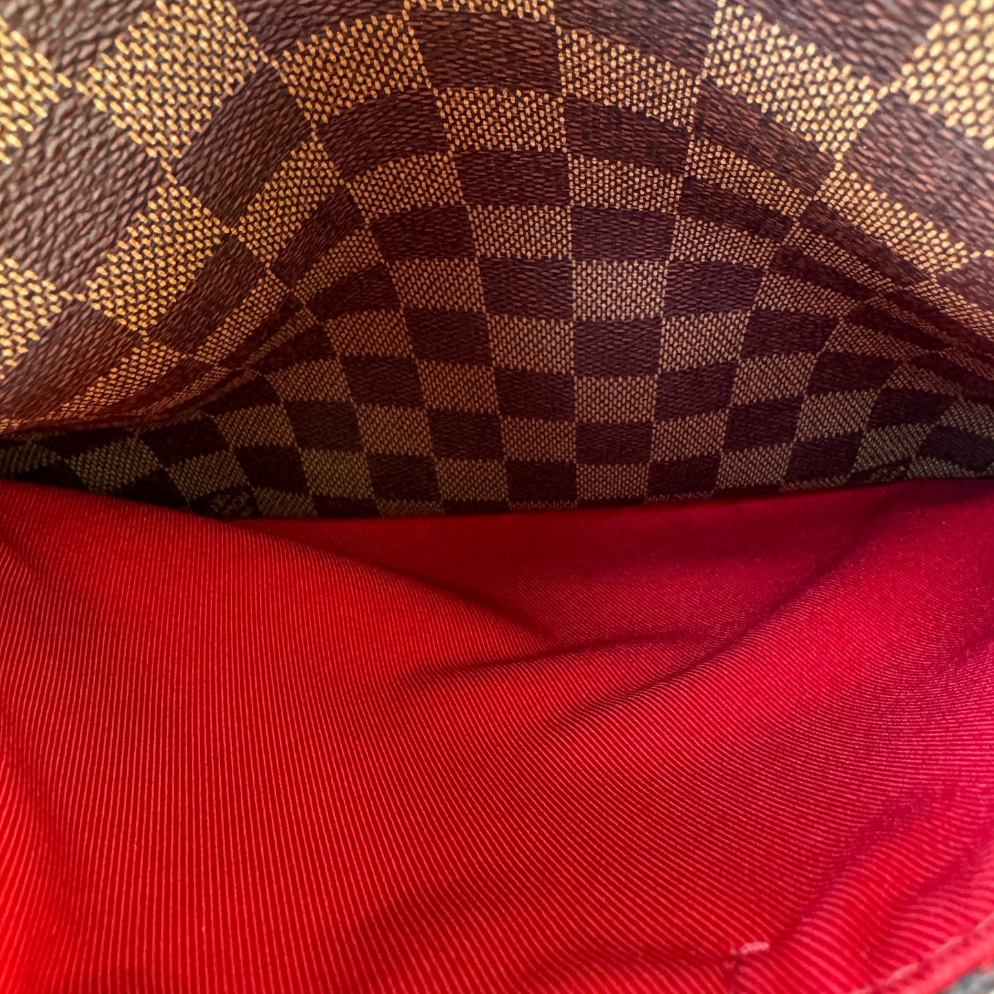 Louis Vuitton Damier Ebene South Bank Besace