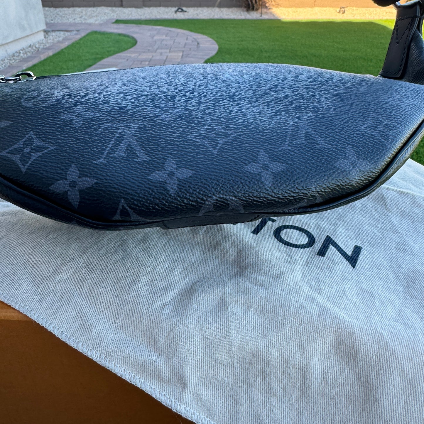 Louis Vuitton Discovery Bumbag PM