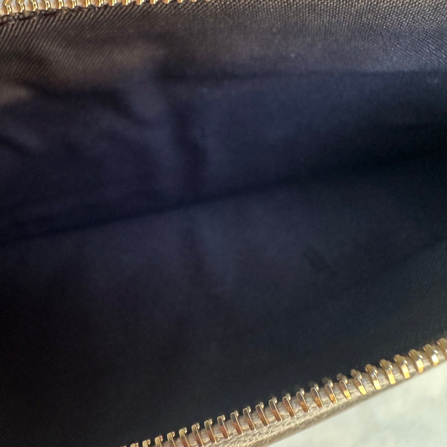 Fendi Fendigraphy Wallet On Chain Leather Crossbody
