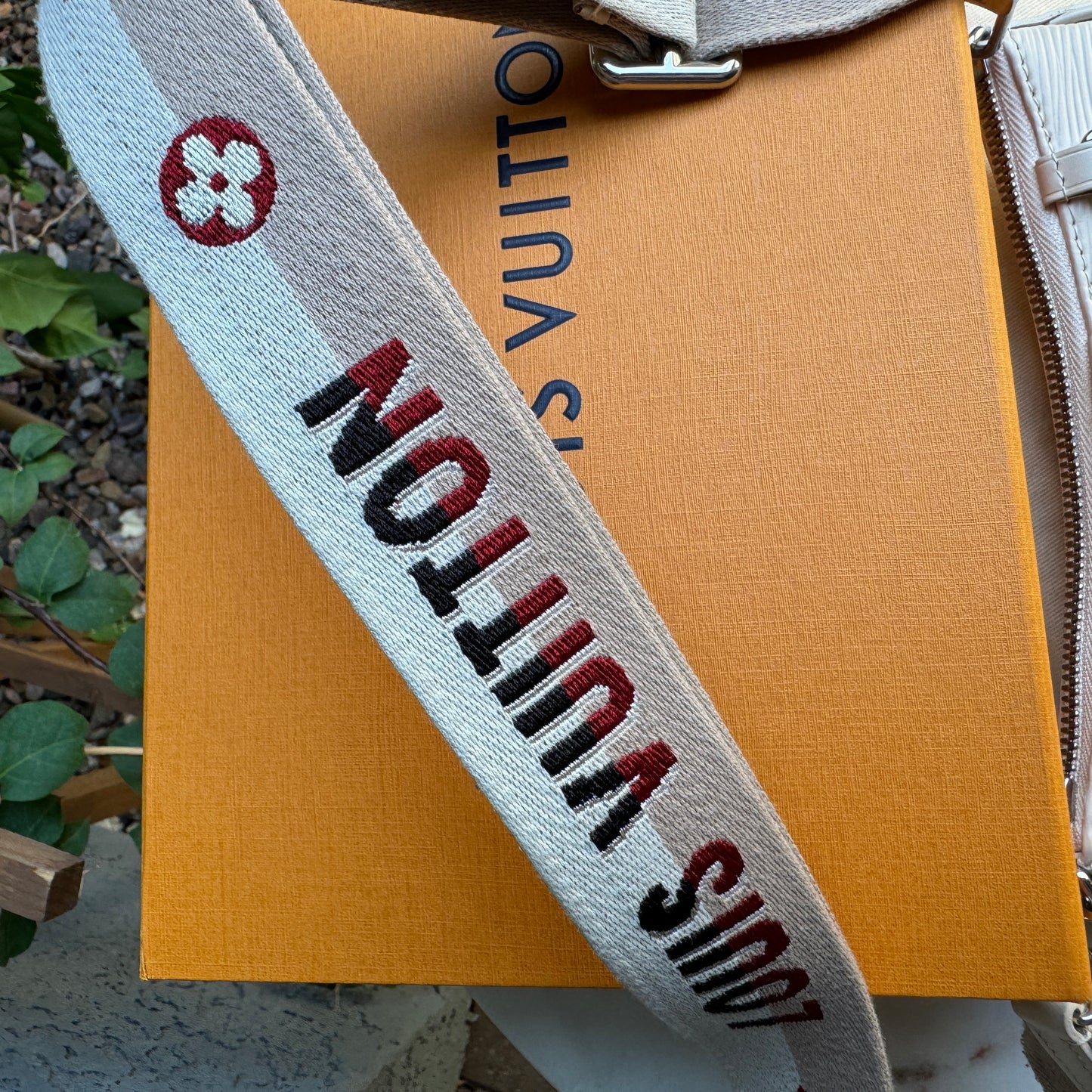 Louis Vuitton Epi Easy Pouch Crossbody