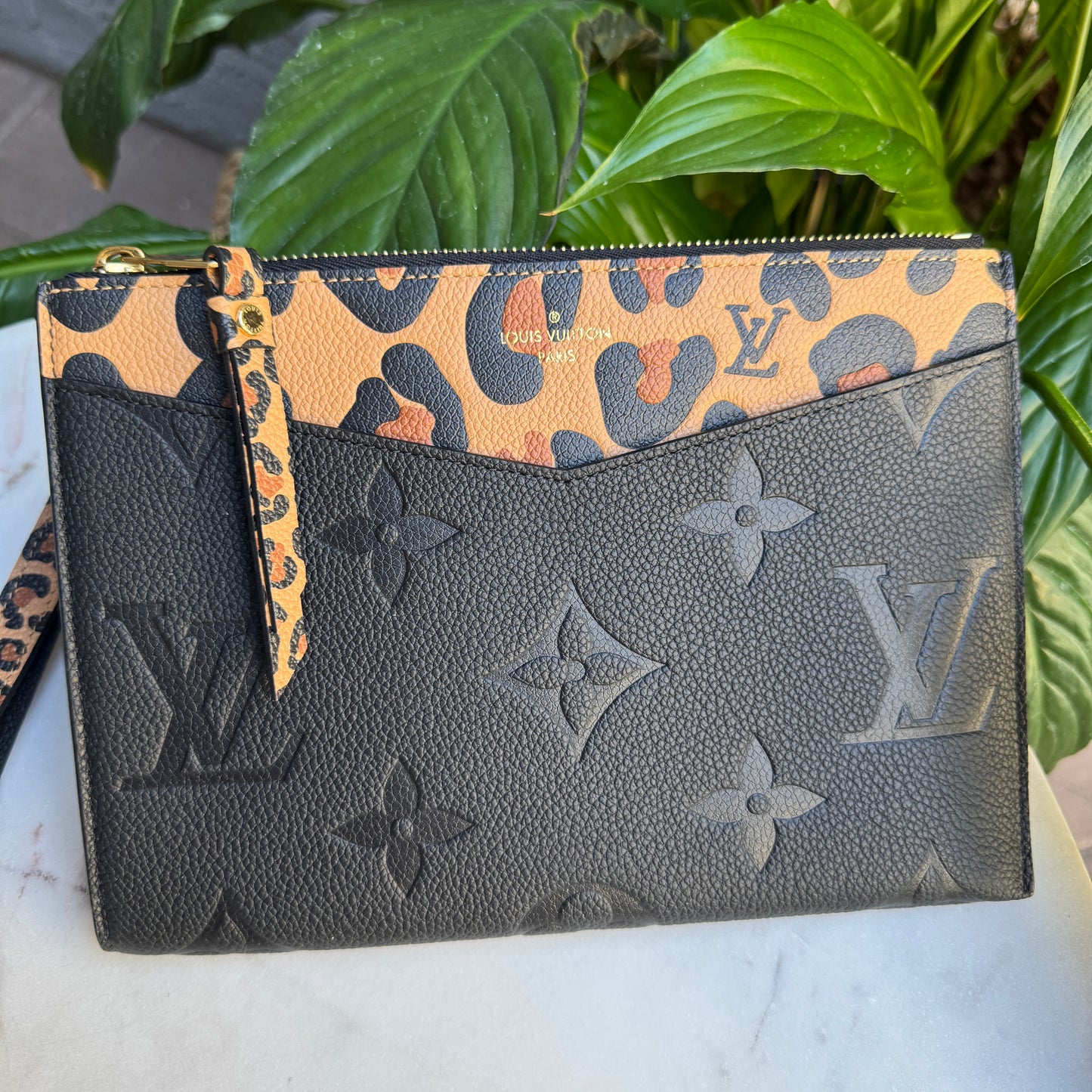 Louis Vuitton Empreinte Monogram Giant Wild at Heart Pochette Wristlet