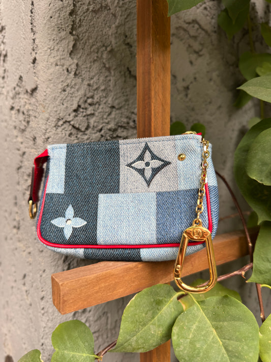 Louis Vuitton Monogram Denim Micro Pochette Keychain Pouch Accessoires