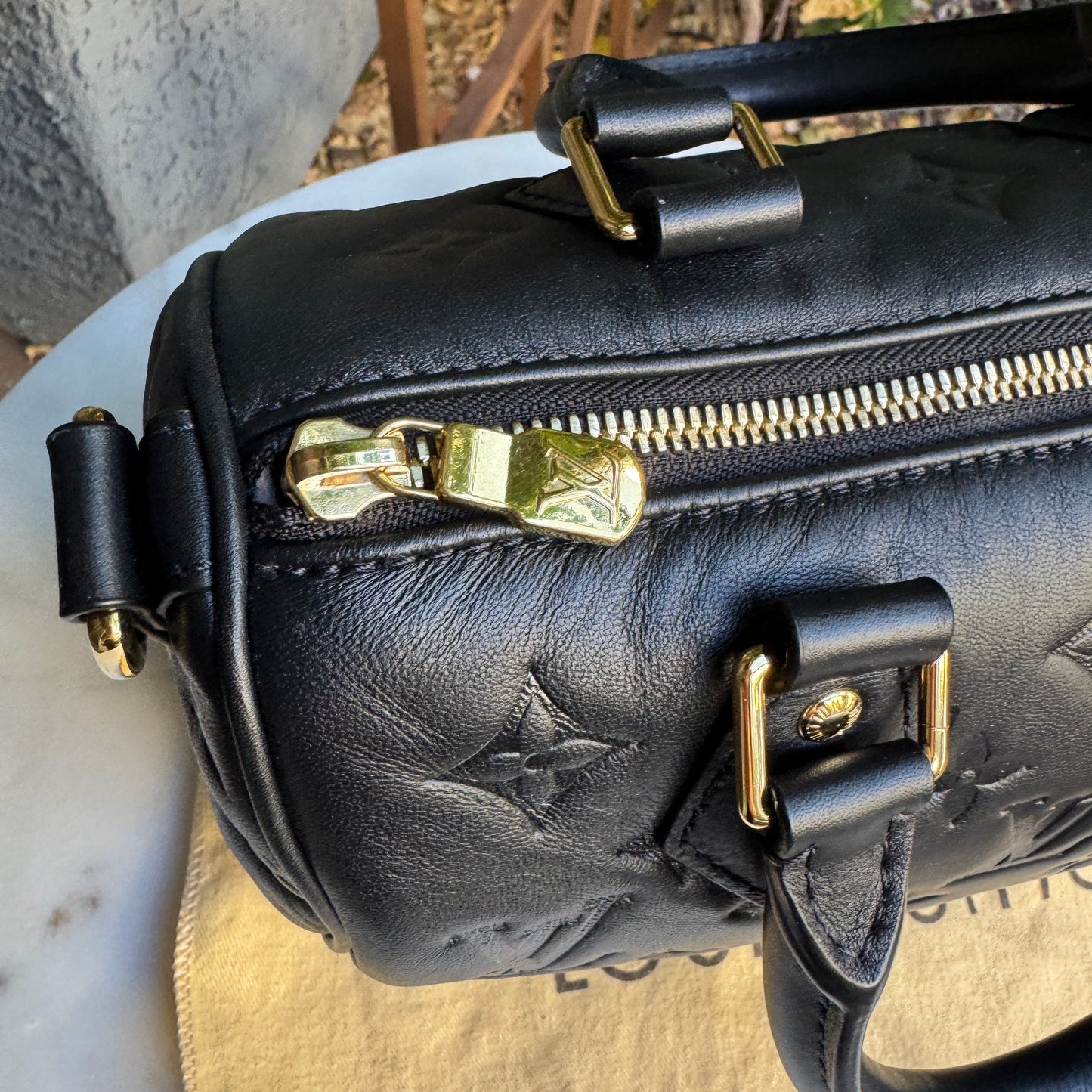 Louis Vuitton Monogram Bubblegram Empreinte Speedy 22 Bandouliere