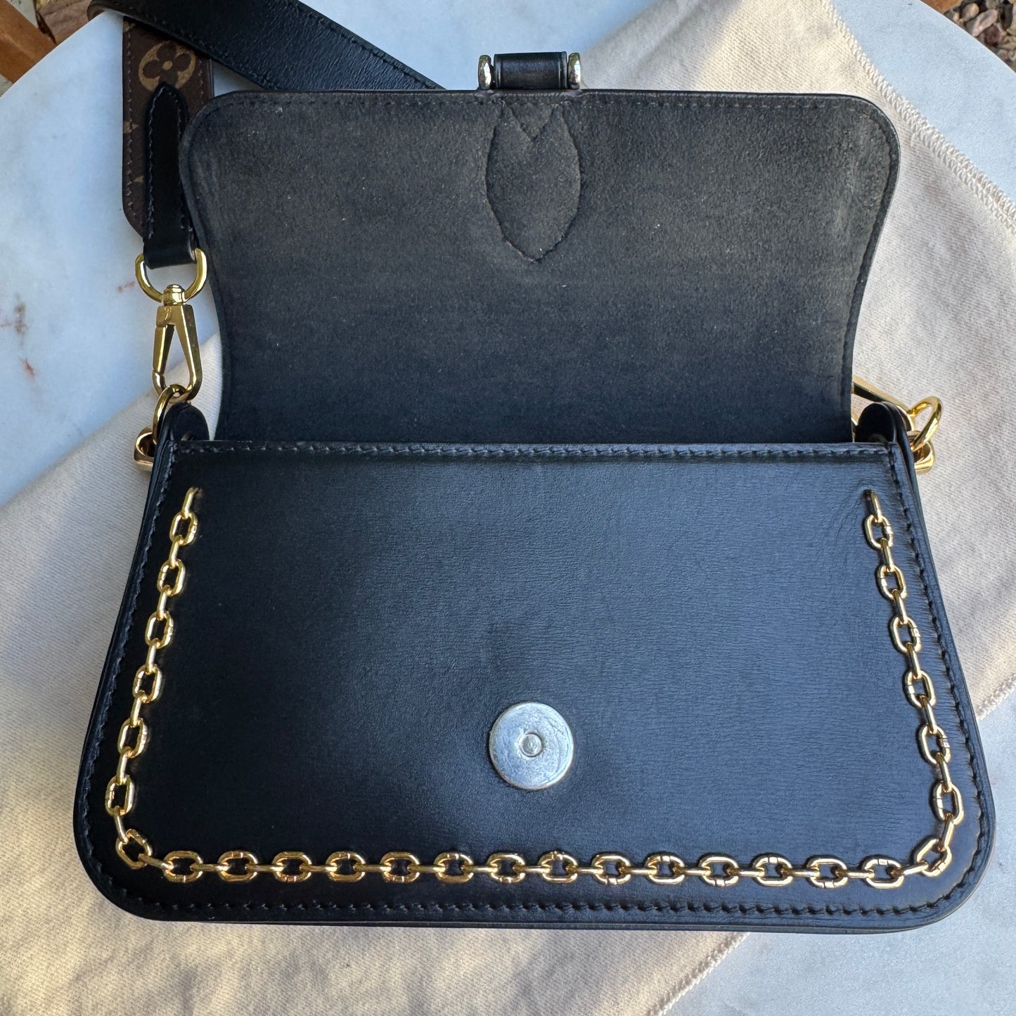 Louis Vuitton Monogram Neo Saint Cloud Shoulder Bag