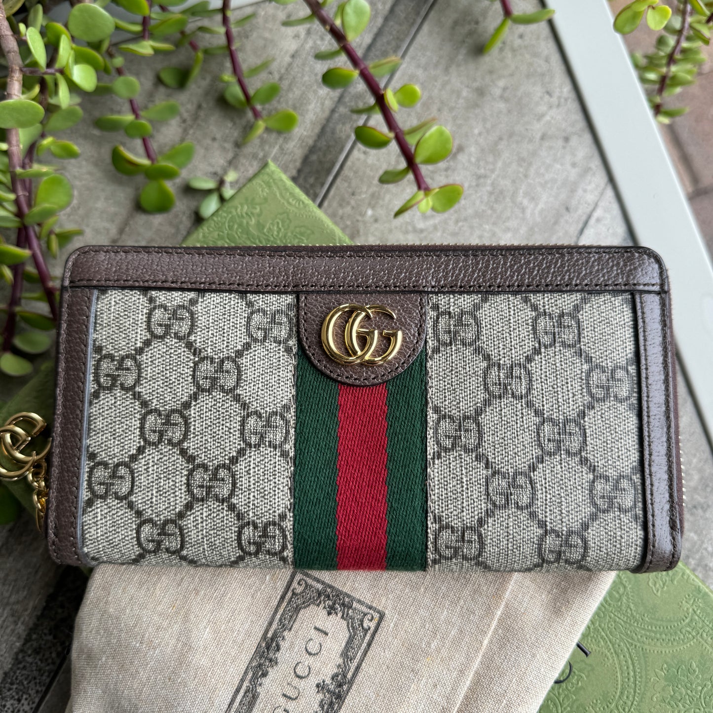 Gucci GG Supreme Monogram Web Ophidia Zip Around Wallet