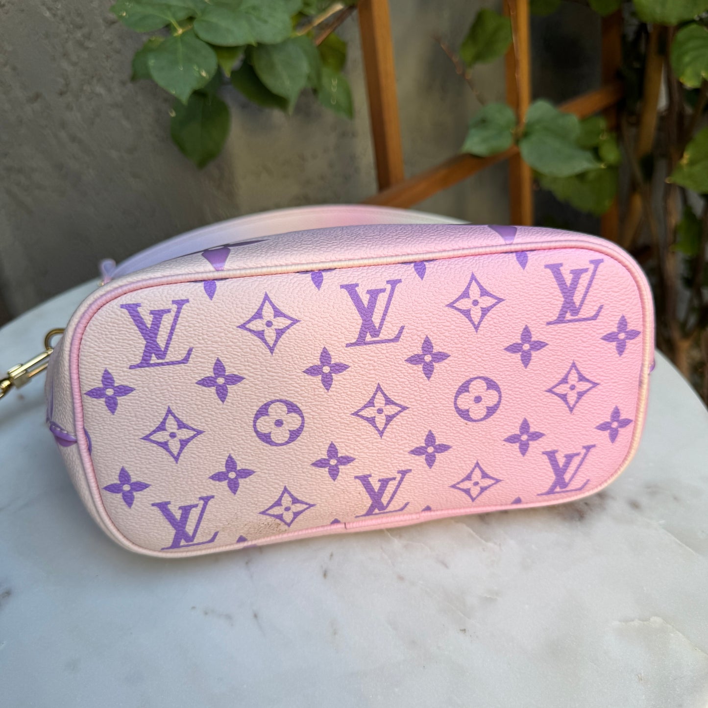 Louis Vuitton Marshmallow Spring in the City Hobo