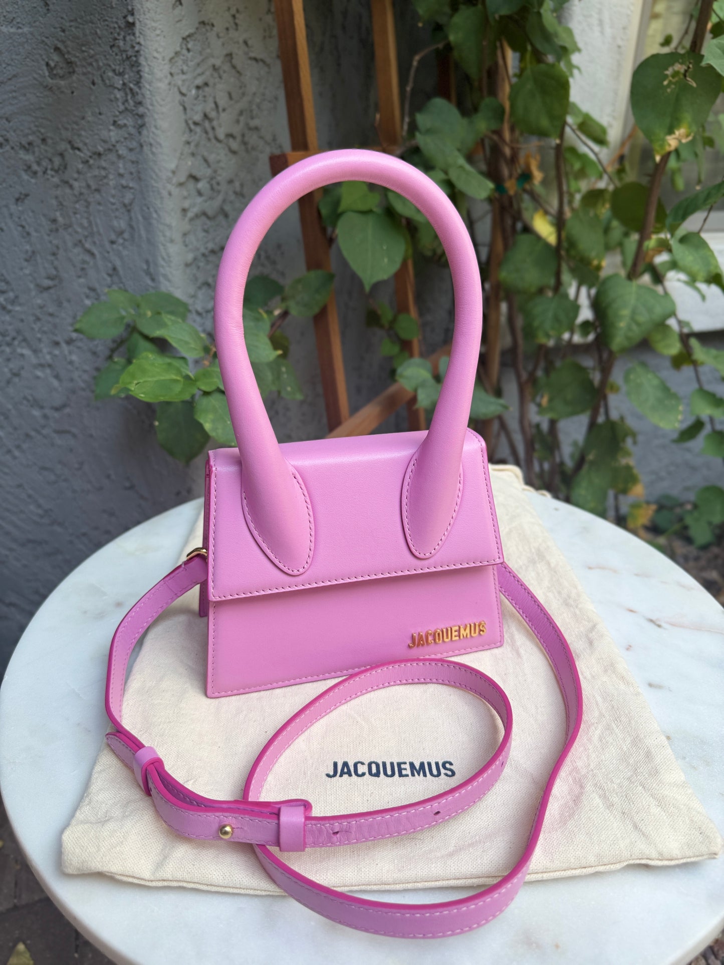 Jacquemus Le Grand Chiquito Top Handle Shoulder Bag