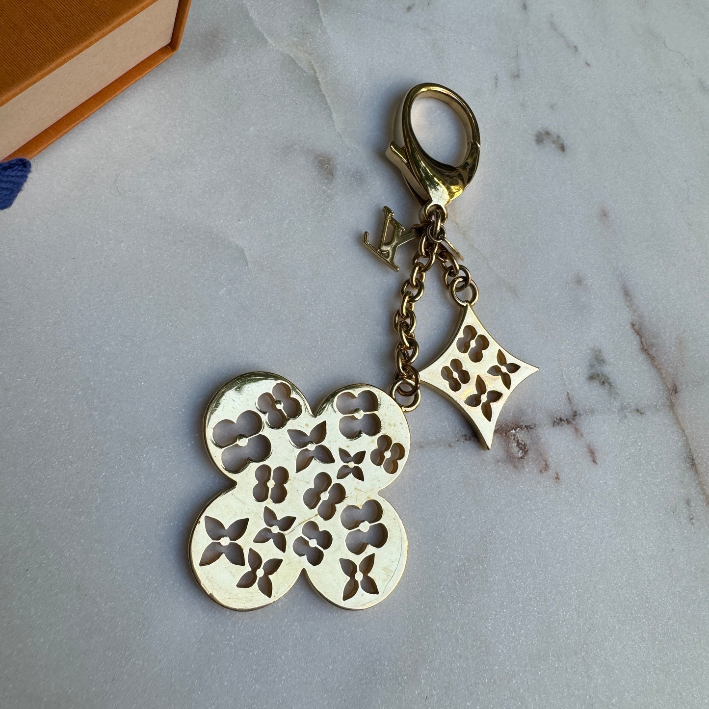 Louis Vuitton Ivy Gold Flower Bag Charm